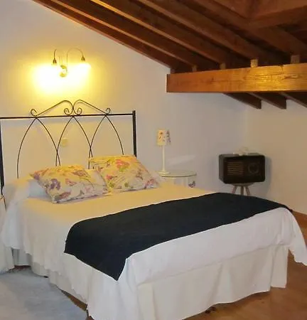 Casa De La Parra Mogarraz