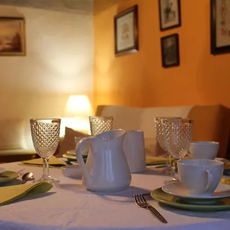 Casa De La Parra Mogarraz