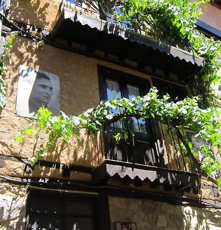 Casa De La Parra Mogarraz