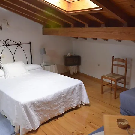 Casa De La Parra Mogarraz